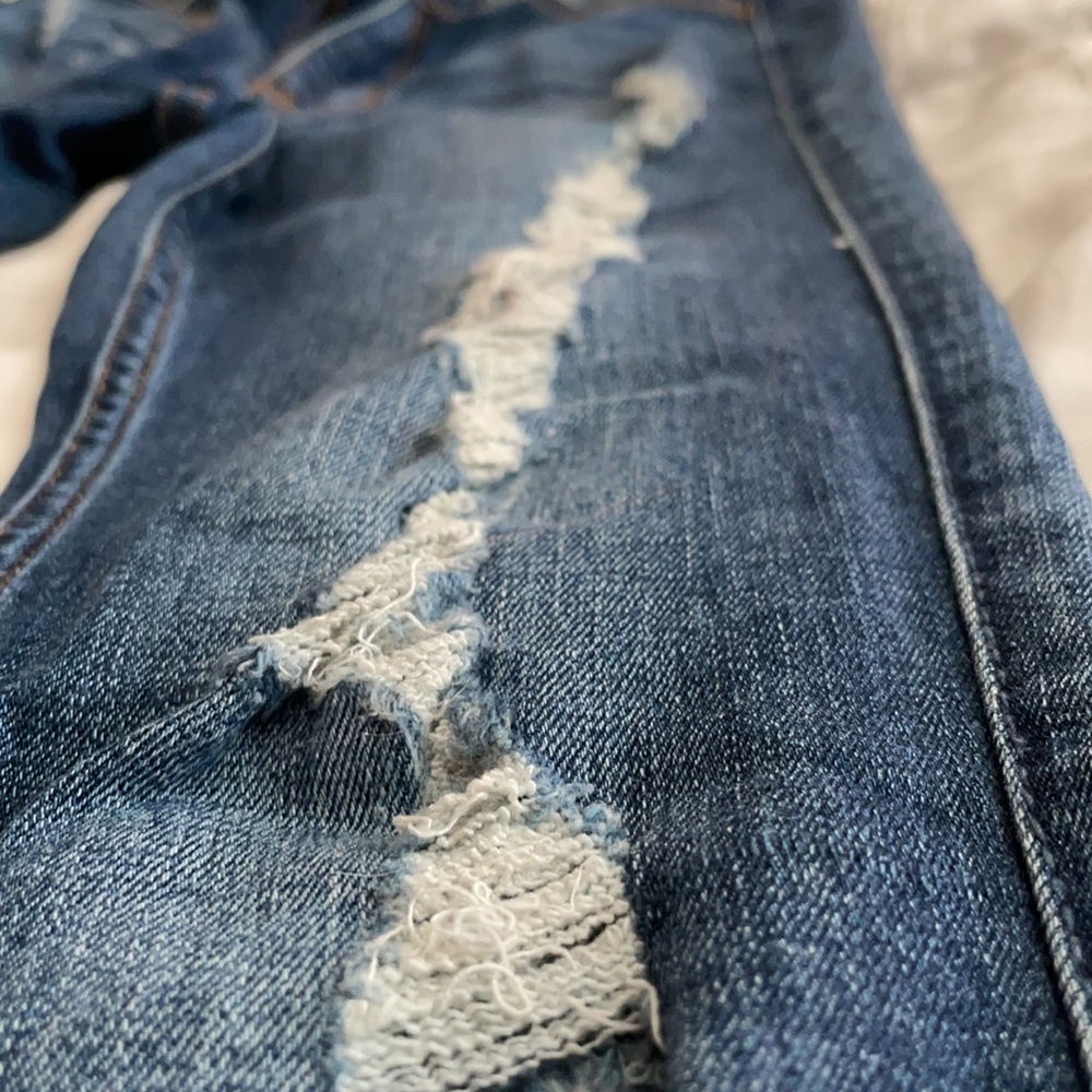 Hollister Super Skinny Distressed Jeans Size 00R